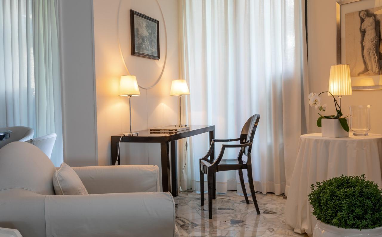 Hotel Plaza Esplanade Лидо-ди-Езоло Экстерьер фото