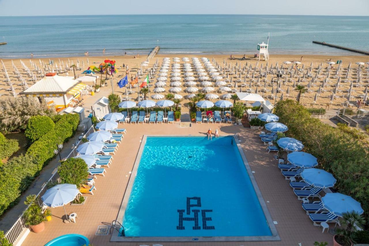 Hotel Plaza Esplanade Лидо-ди-Езоло Экстерьер фото